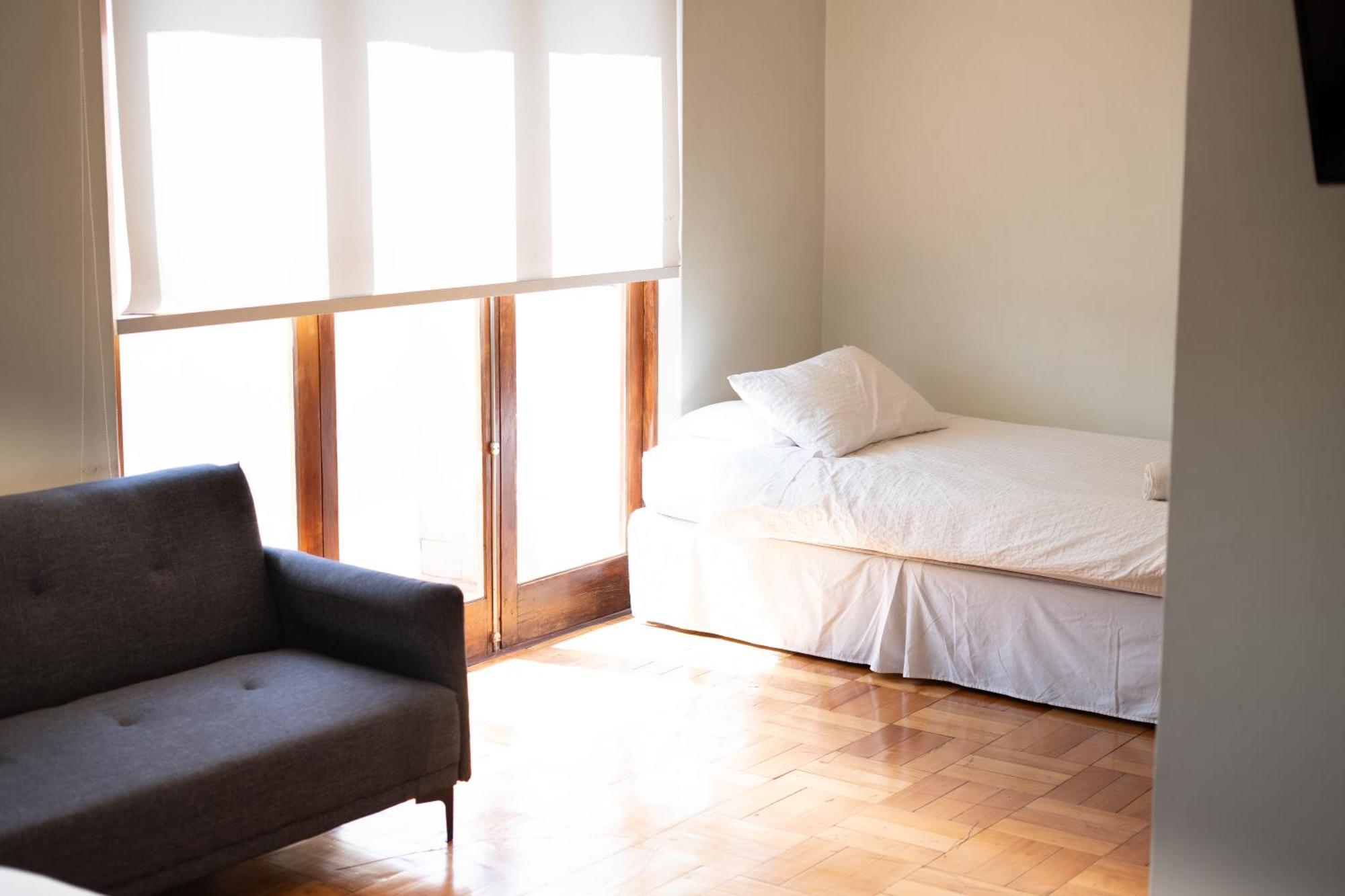 Hotel Plaza Nunoa サンティアゴ エクステリア 写真