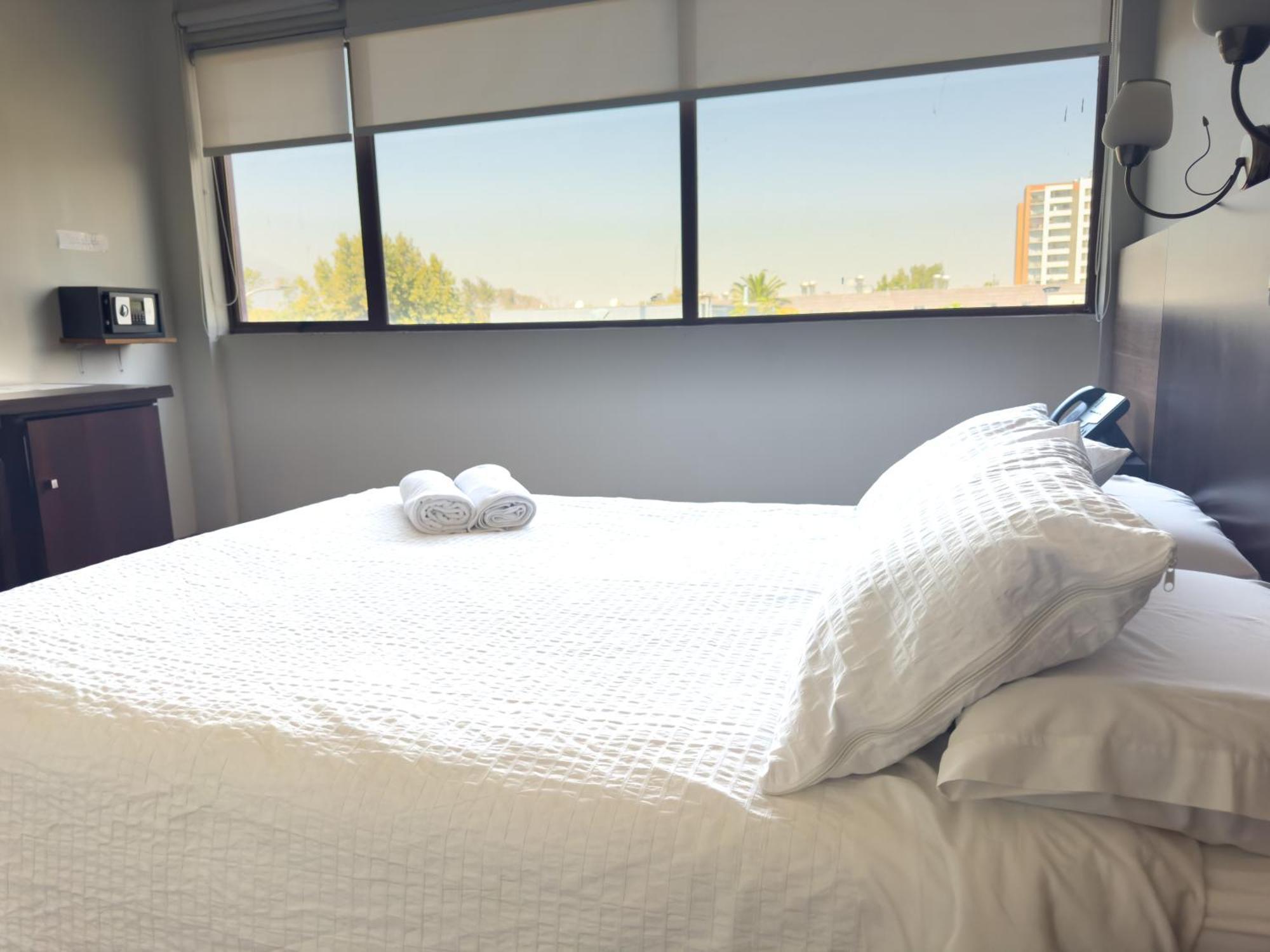 Hotel Plaza Nunoa サンティアゴ エクステリア 写真