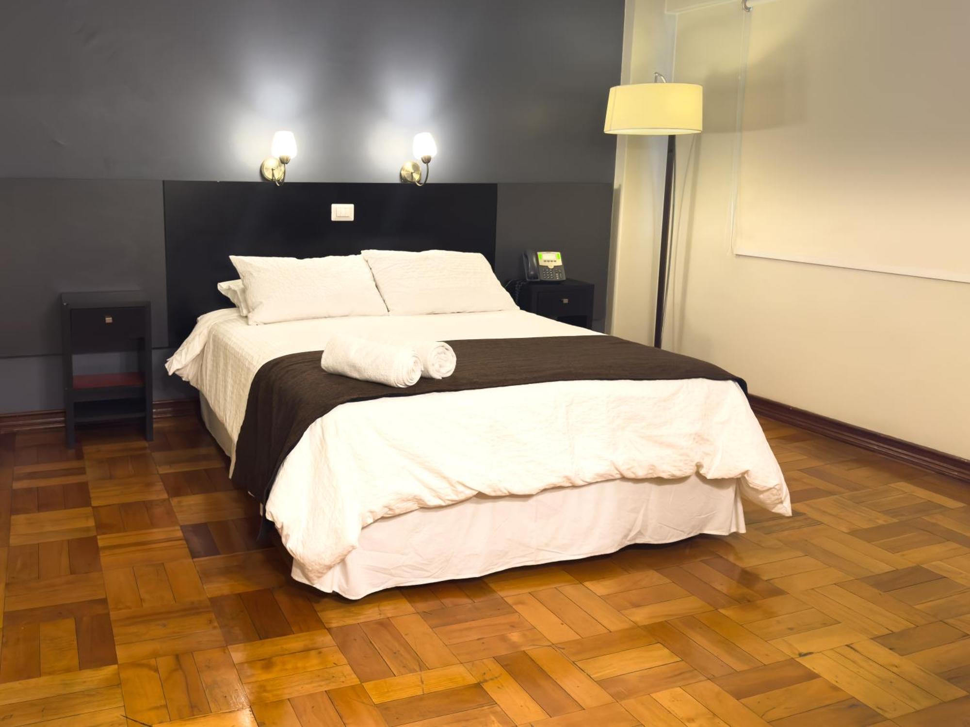 Hotel Plaza Nunoa サンティアゴ エクステリア 写真