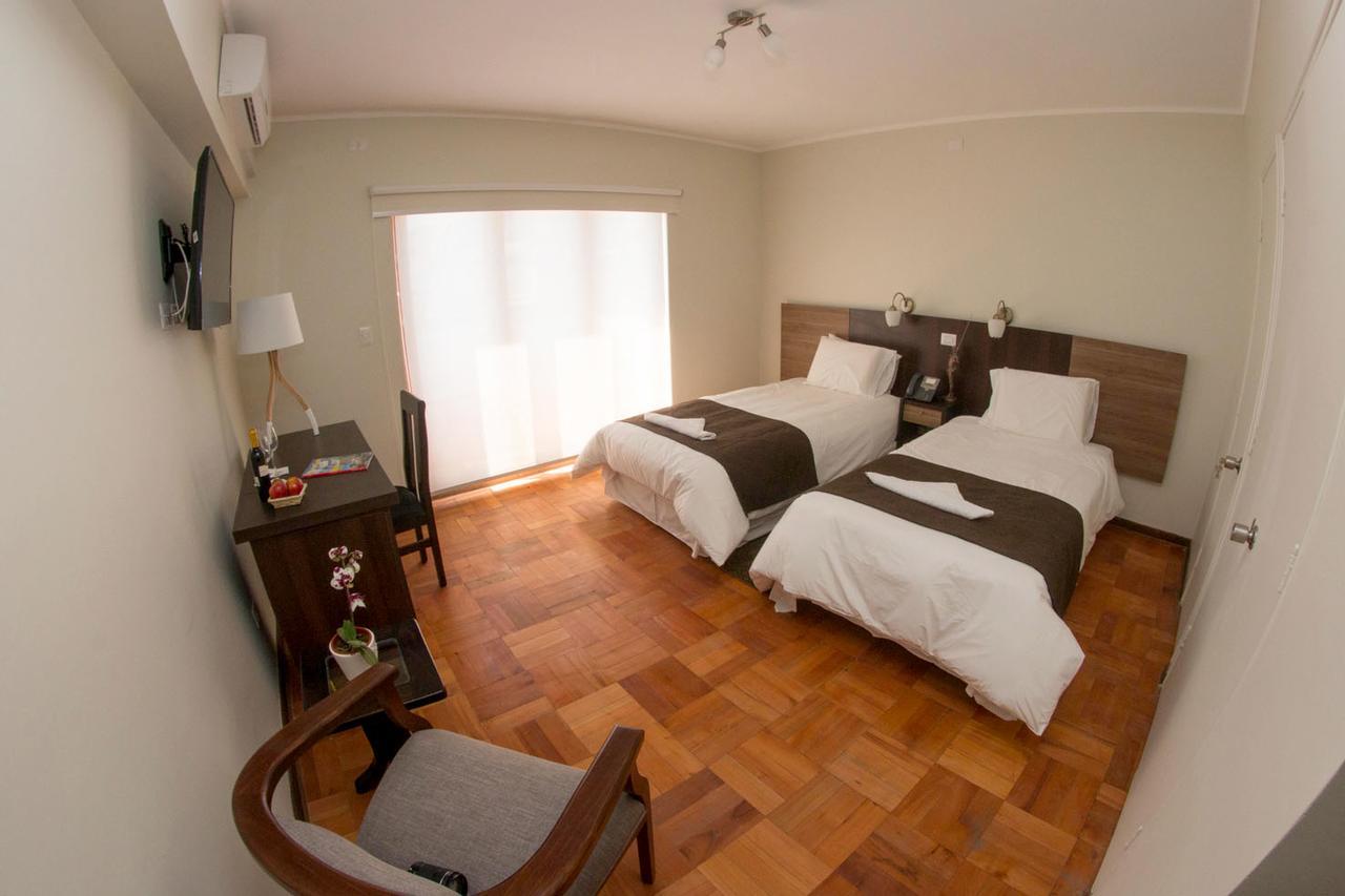 Hotel Plaza Nunoa サンティアゴ エクステリア 写真