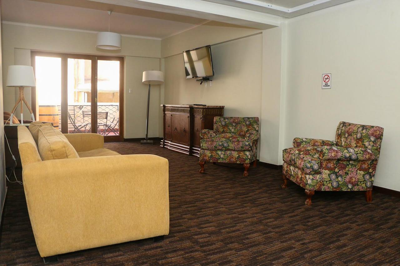 Hotel Plaza Nunoa サンティアゴ エクステリア 写真