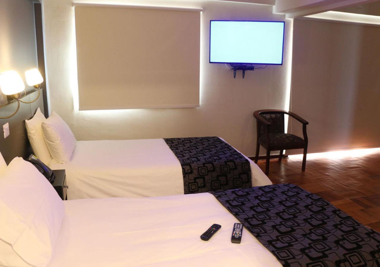 Hotel Plaza Nunoa サンティアゴ エクステリア 写真